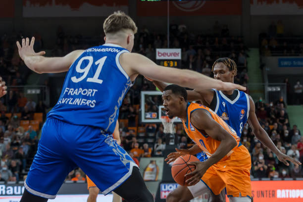 多来自家庭 多来自家庭