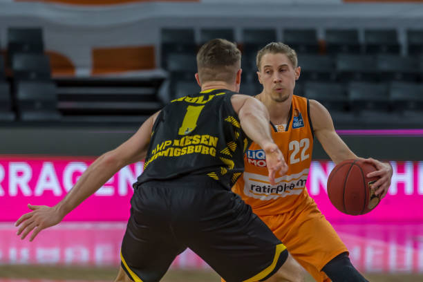 加稳定的投 加稳定的投