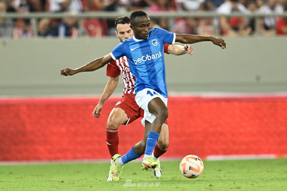 充满期待的 充满期待的